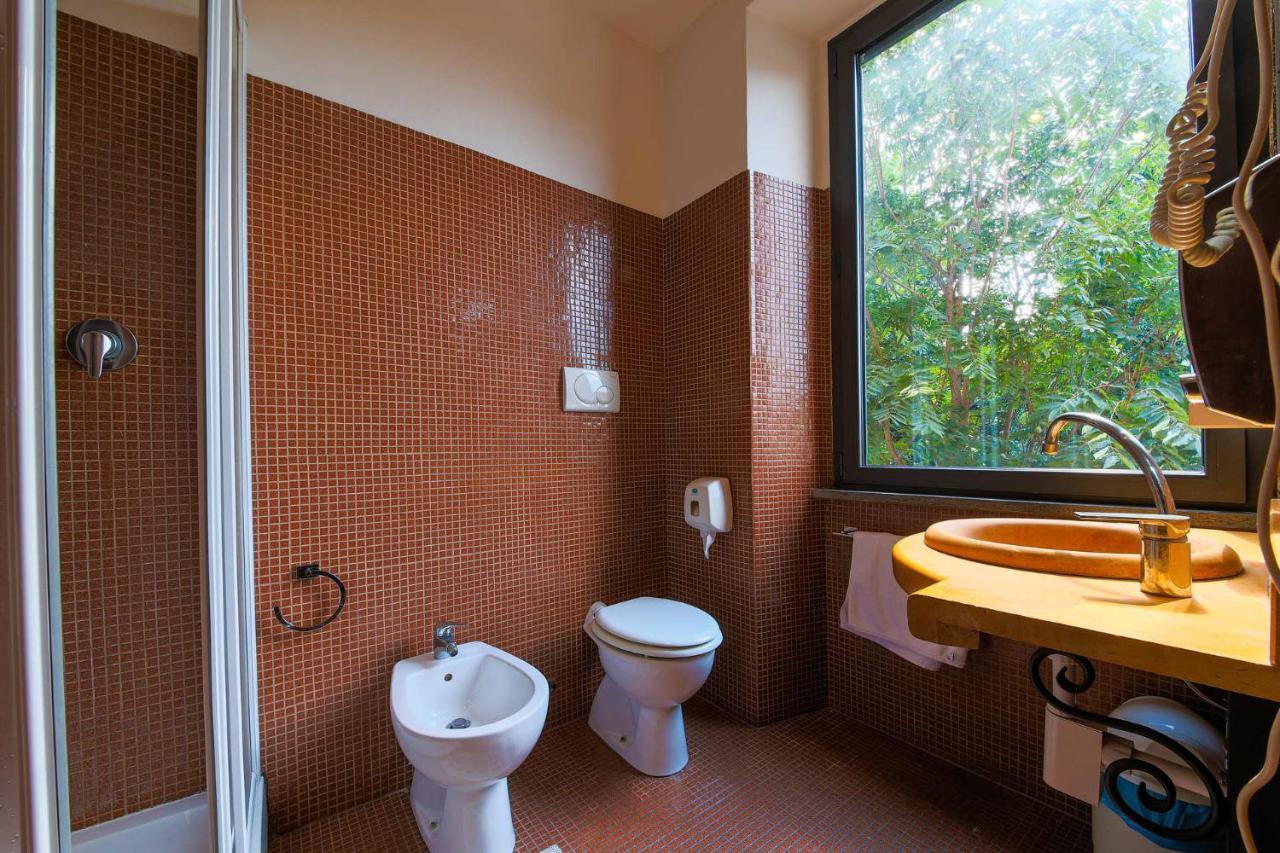 E-Room 42 Rome Exterior photo