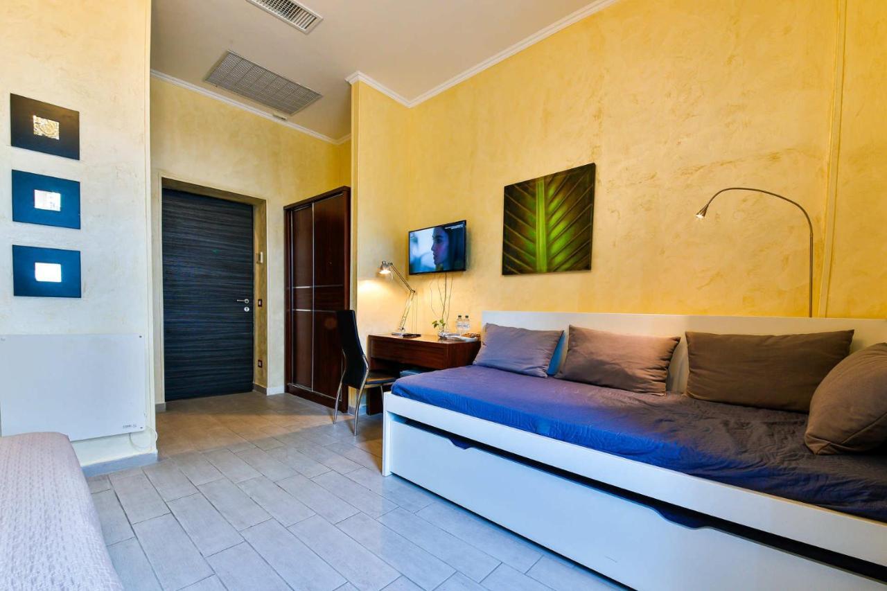 E-Room 42 Rome Exterior photo